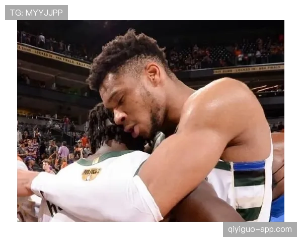 米德尔顿挡拆高效得分与字母哥互补拉开空间